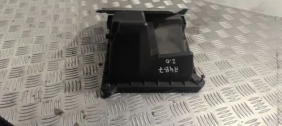 Audi A4 S4 B7 8E 8H Air filter box cover 03G133837