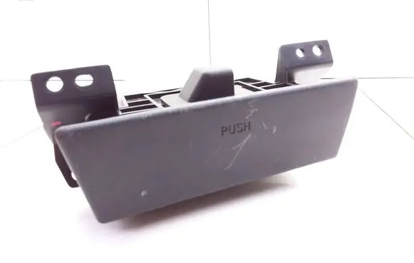 Toyota Avensis T220 Car ashtray 7673 7680