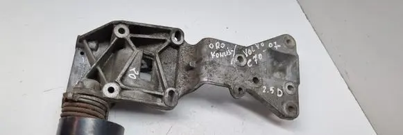 Volvo C70 A/C compressor mount bracket 30750940