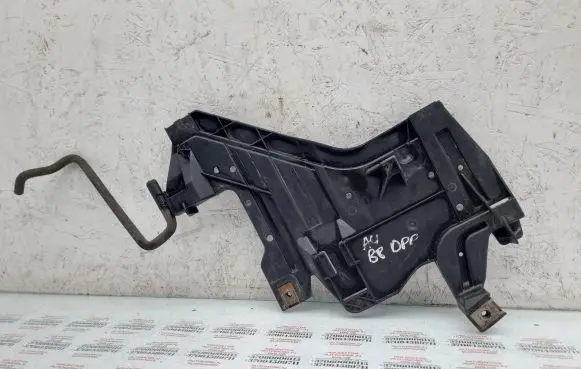 Audi A4 S4 B8 8K Headlight/headlamp mounting bracket 1301073034