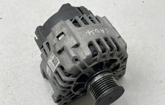 Volkswagen Caddy Generator/alternator 220530 10019 P0B09885