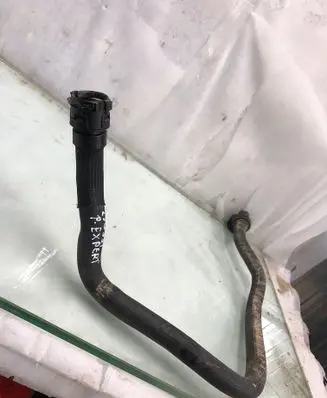 Peugeot Expert Engine coolant pipe/hose