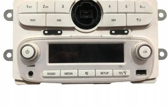 Smart ForTwo II Radio/CD/DVD/GPS head unit A4539003402