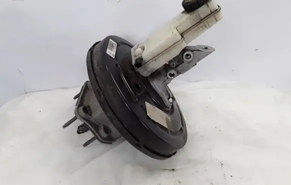 Renault Megane III Brake booster