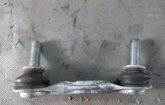 Rear anti-roll bar/stabilizer link