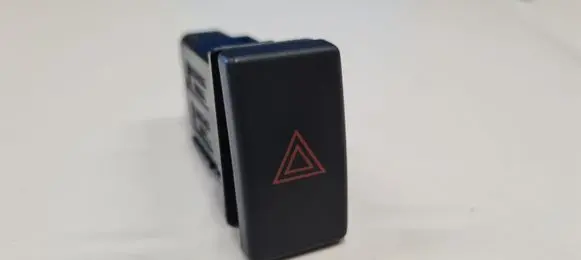 Toyota Avensis T250 Hazard light switch 157963 TR9503