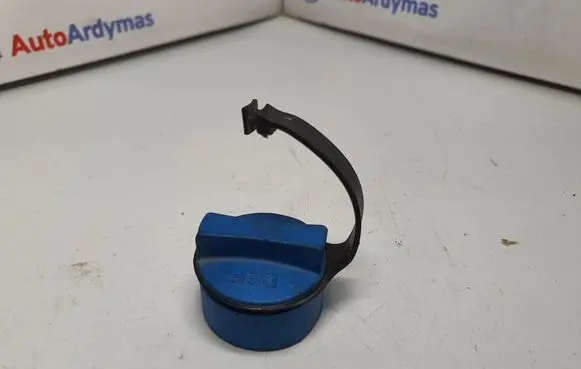 BMW 3 F30 F35 F31 Adblue tank cap 7485924 16197485924