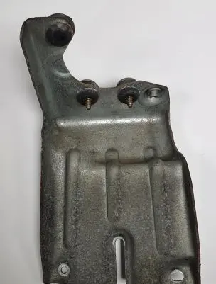 Volvo XC90 ABS pump bracket 