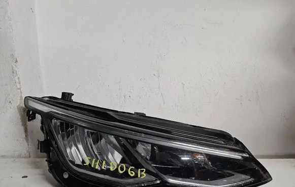 Volkswagen Golf VIII Headlight/headlamp 5H1941006B