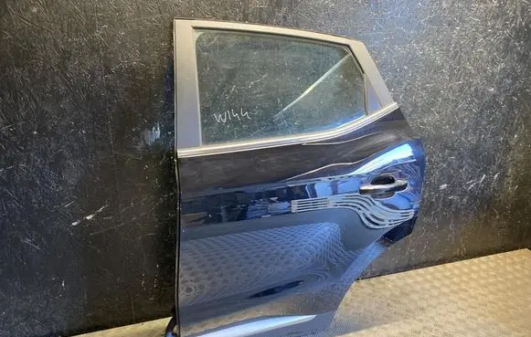 MG ZS Rear door