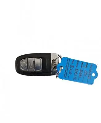 Audi A4 S4 B8 8K Ignition key/card 