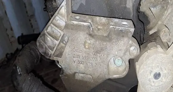 Audi A3 S3 8P Engine mounting bracket 03G199207A