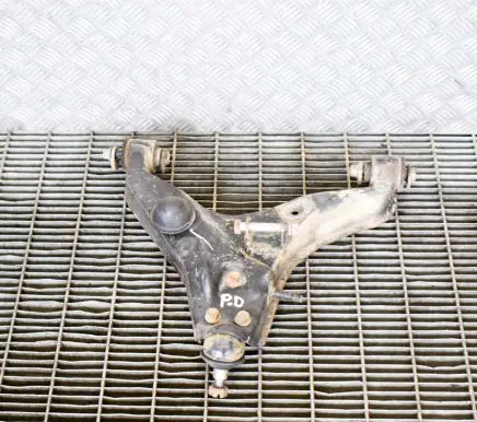Mitsubishi L200 Front lower control arm/wishbone