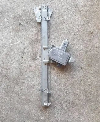 Mitsubishi Pajero Front door window regulator with motor MR436859 0620200630