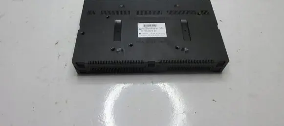 Mercedes-Benz S W221 SAM control unit A2215403862
