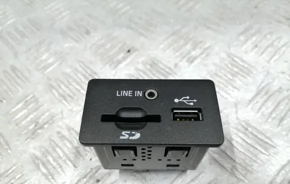 Ford Focus USB socket connector FR3T14F014AB 32114076784