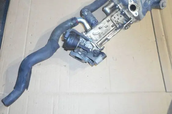 KIA Carens III EGR valve cooler 284162A850 28420-2A850