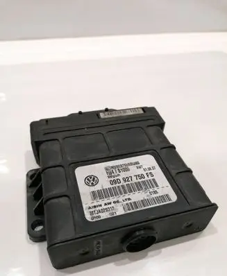 Audi Q7 4L Gearbox control unit/module 09D927750FS RS4S0000 MTJA029313