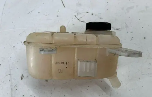 Buick Encore I Coolant expansion tank/reservoir 42422779