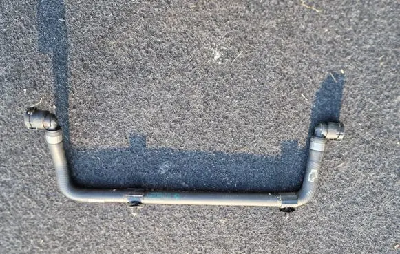 BMW 4 F36 Gran coupe Engine coolant pipe/hose 8616555 155358148378