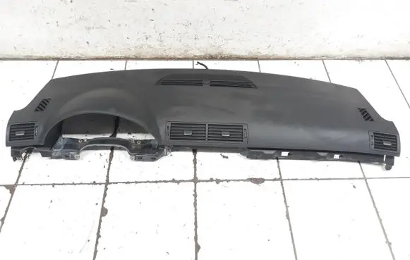 Audi A4 S4 B7 8E 8H Dashboard 8E1857041L