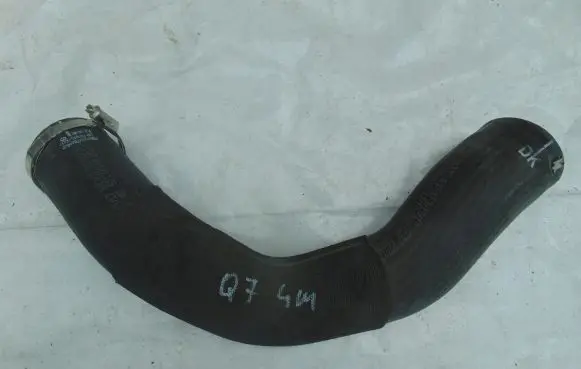Audi Q7 4M Intercooler hose/pipe 4M0145737M