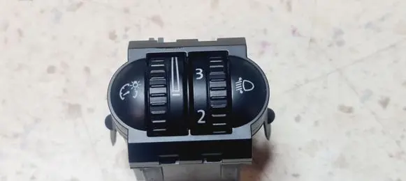 Volkswagen Scirocco Headlight level height control switch 1K8941333