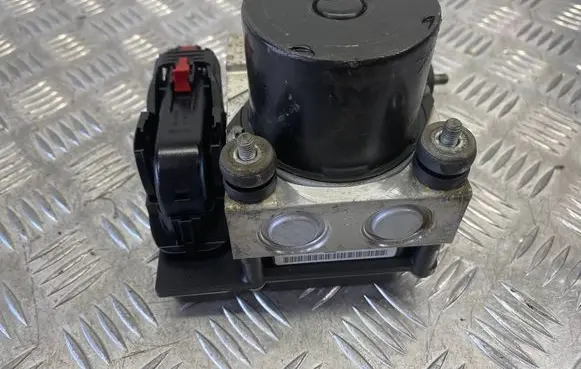 Volkswagen Polo ABS Pump 6R0907379BC 6R0614517AN 0265239065