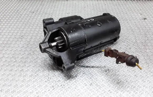 Citroen Xsara Starter motor D7R8