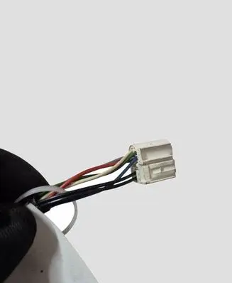 Toyota Avensis T250 Front door electric wing mirror