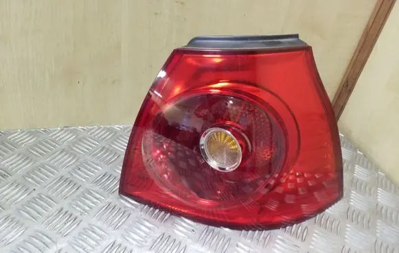 Volkswagen Golf V Rear/tail lights 1K6945096N 02S28490202