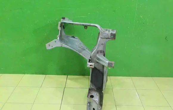 Suzuki Grand Vitara II Front side member PRZOD