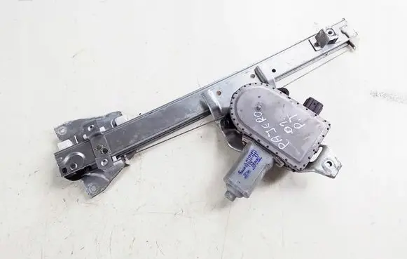 Mitsubishi Pajero Rear door window regulator with motor
