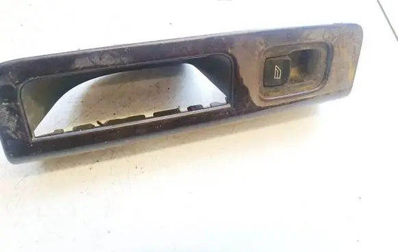 Volvo V50 Electric window control switch 8679679 30658449