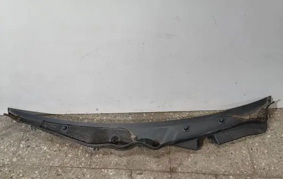 Mercedes-Benz E W212 Wiper trim A2128301013