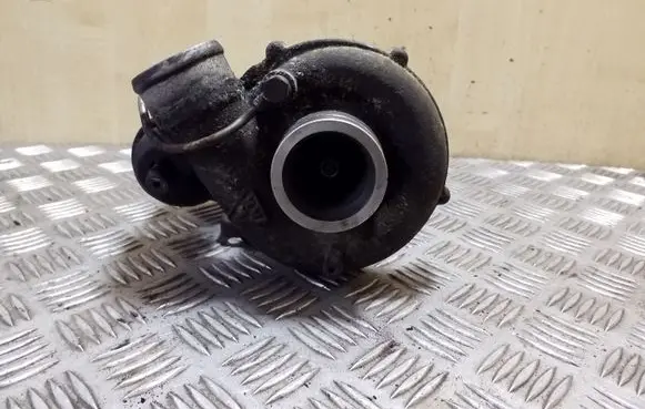 Audi A6 S6 C4 4A Turbo 046145703G