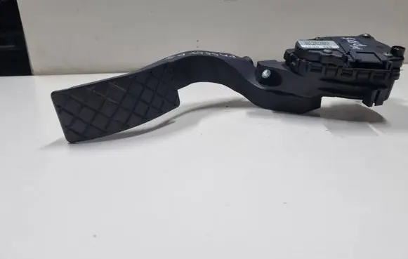 Volkswagen PASSAT B5.5 Accelerator throttle pedal 6PV00837603