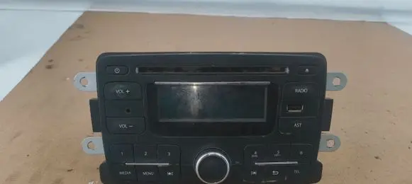 Dacia Logan II Radio/CD/DVD/GPS head unit AGC0060RF