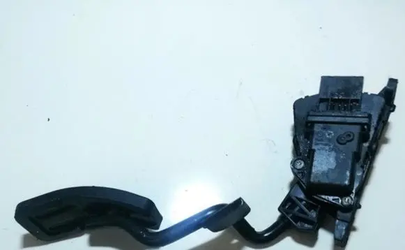 Audi A6 S6 C6 4F Accelerator throttle pedal 4f2721523 00898402