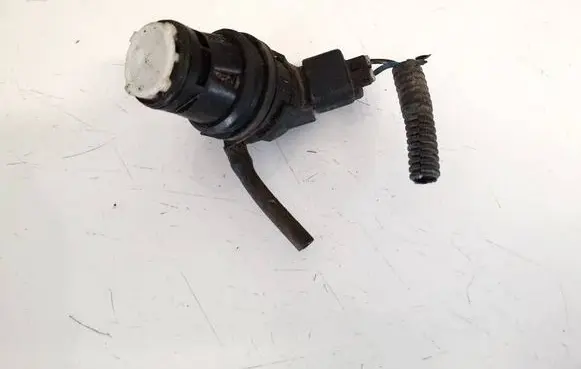 Lexus IS 220D-250-350 Windscreen/windshield washer pump 8533060190