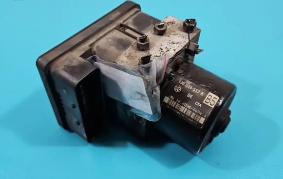 Skoda Octavia Mk1 (1U) ABS Pump 1J0614517K IMPRK1404741