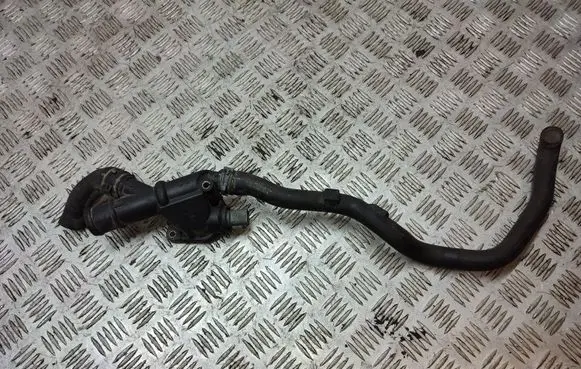 Volkswagen Golf Plus Engine coolant pipe/hose 03L121132