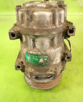 Volvo V50 Air conditioning (A/C) compressor (pump) SD7V16