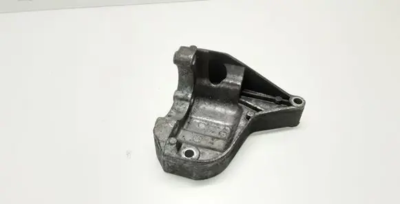 BMW 3 E90 E91 Power steering pump mounting bracket 7794455
