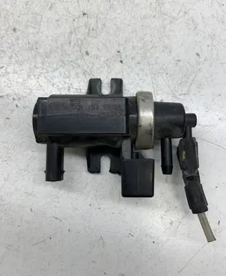 Mercedes-Benz A W169 Turbo solenoid valve A0051535528 70078200