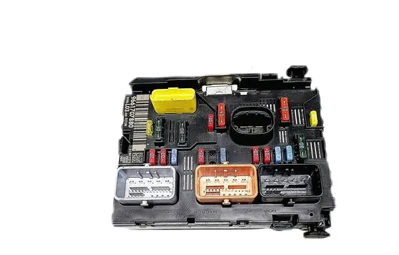 Citroen C3 Fuse module 9661707880