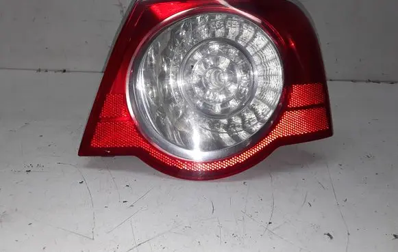 Volkswagen PASSAT B6 Rear/tail lights