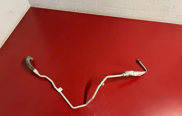BMW X1 F48 F49 Engine coolant pipe/hose 7643092