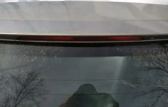 Mazda CX-7 Third/center stoplight