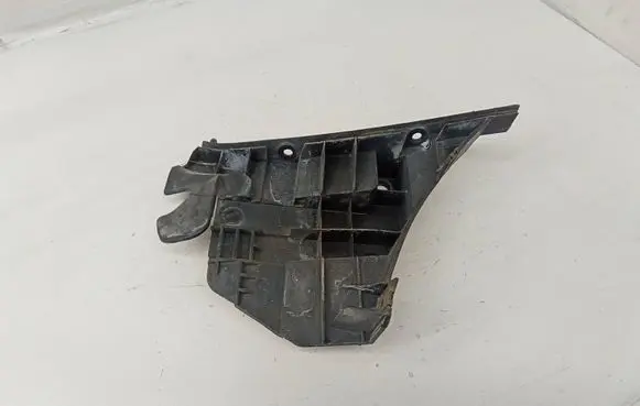 Volvo S80 Front bumper mounting bracket 31265344
